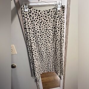 Cream cheetah print midi skirt!